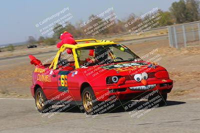 media/Oct-01-2022-24 Hours of Lemons (Sat) [[0fb1f7cfb1]]/10am (Front Straight)/